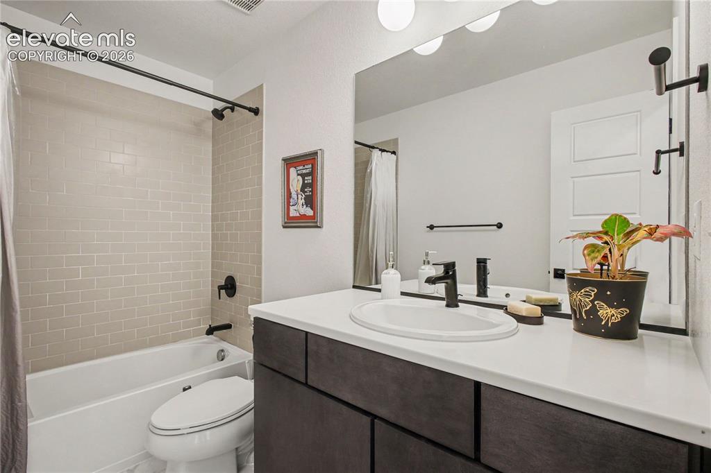 Image 23 of 38: 2nd Bathroom