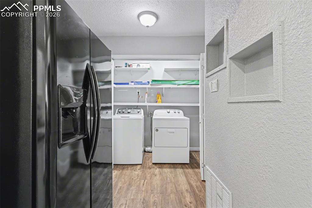 Image 13 of 36: Laundry