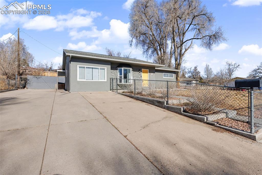 Image 3 of 36: Front of Structure