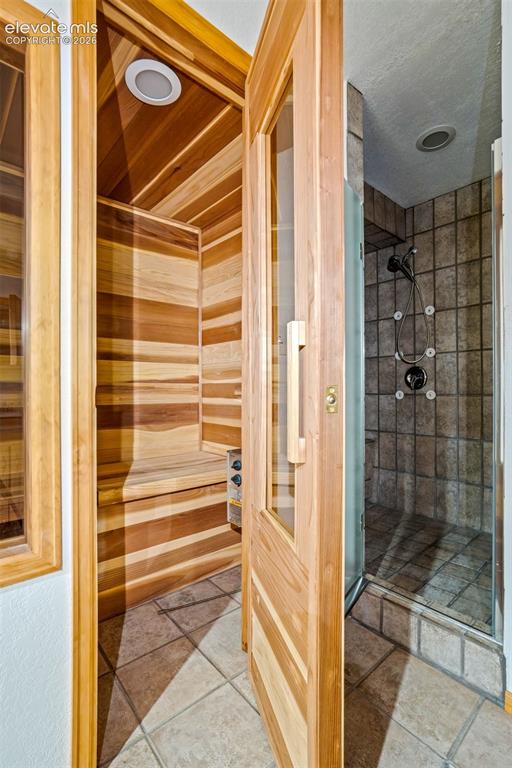 Image 28 of 35: Sauna