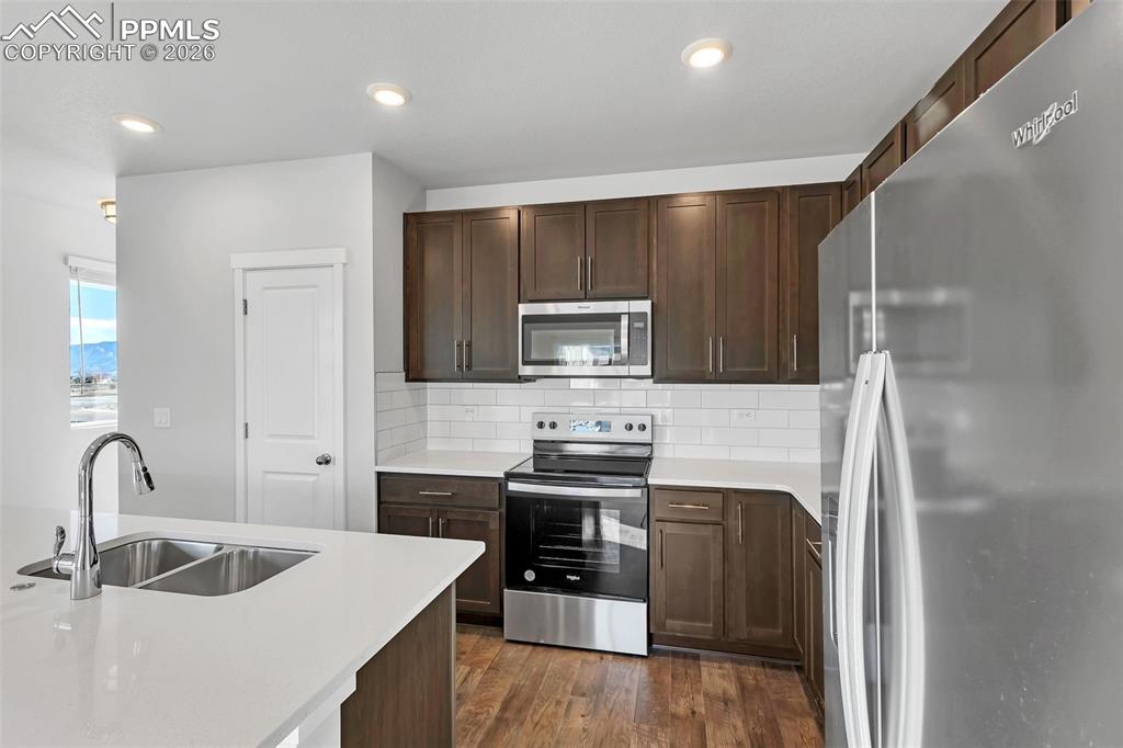 Image 17 of 27: Lower level unit