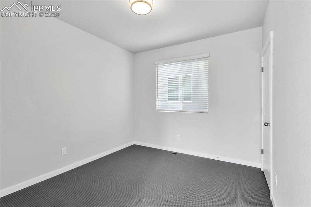 Image 20 of 27: Lower level unit