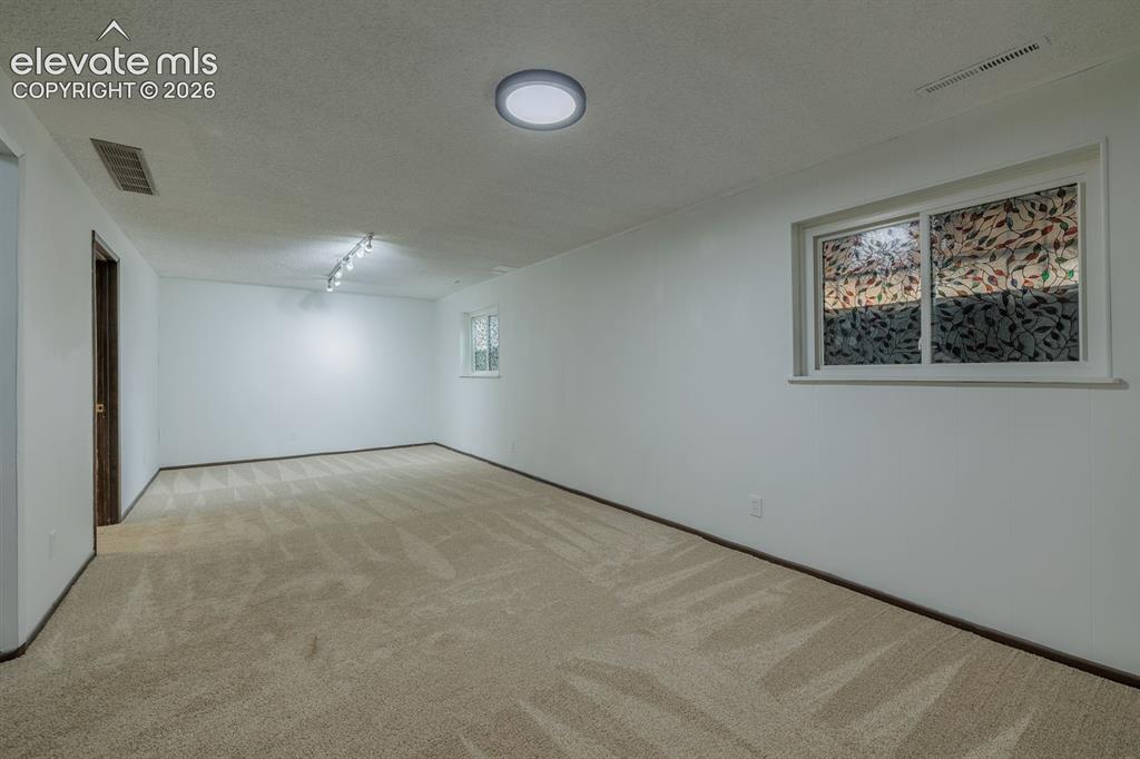 Image 30 of 41: Bonus Room