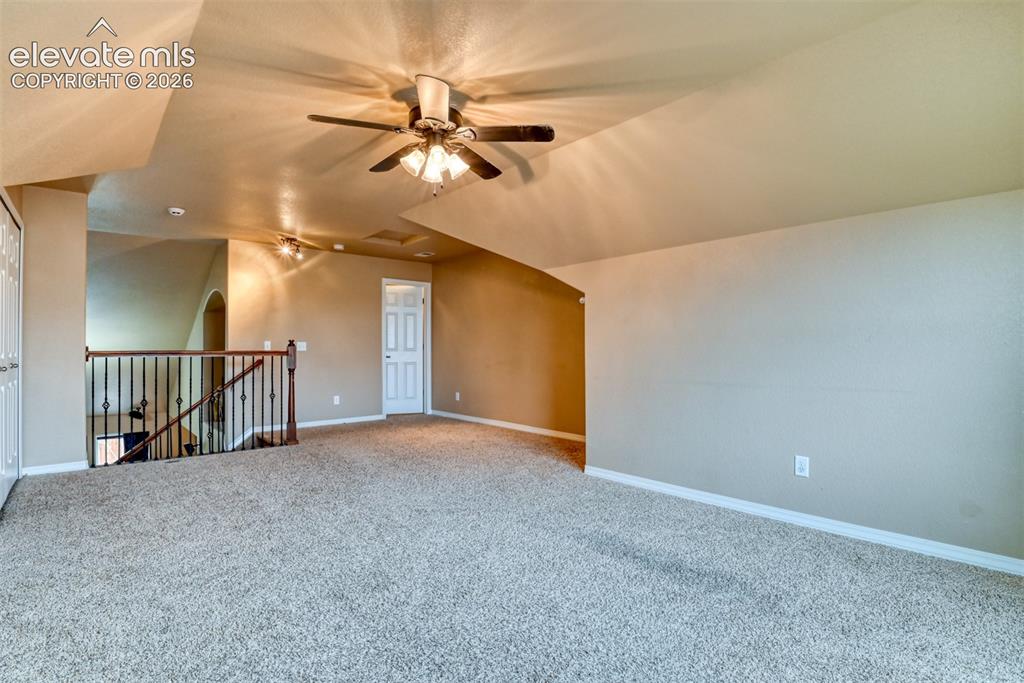 Image 31 of 35: Bonus Room