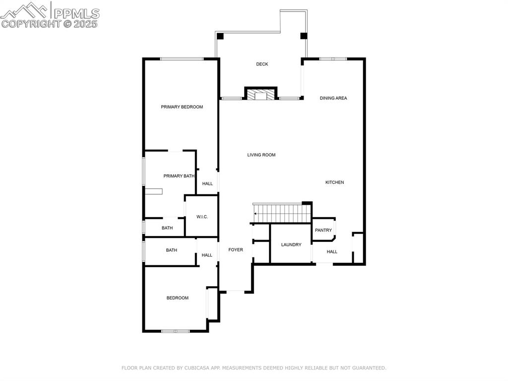 Image 41 of 41: View of room layout