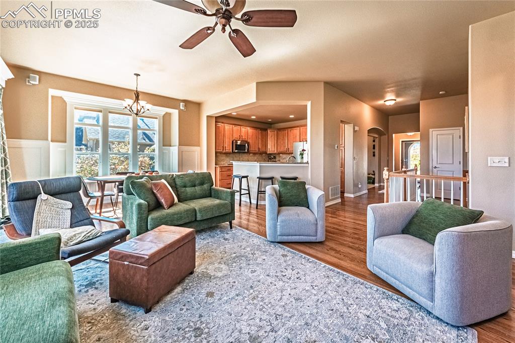 Image 16 of 47: Living Room