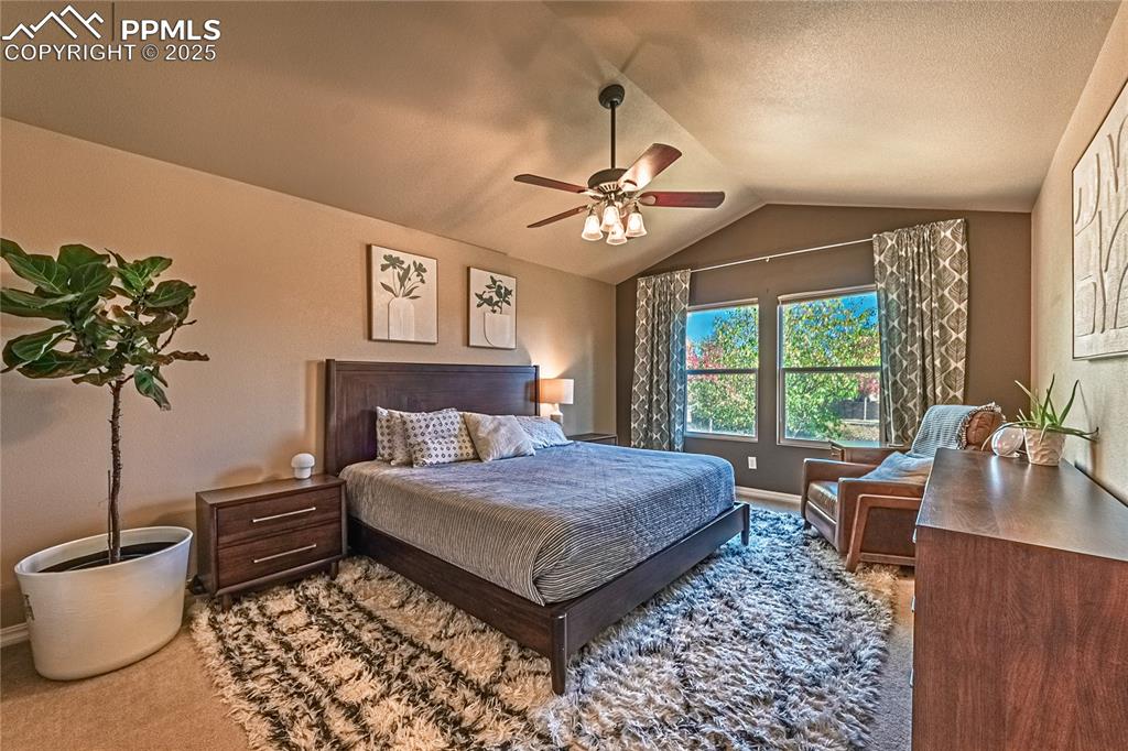 Image 25 of 47: Bedroom