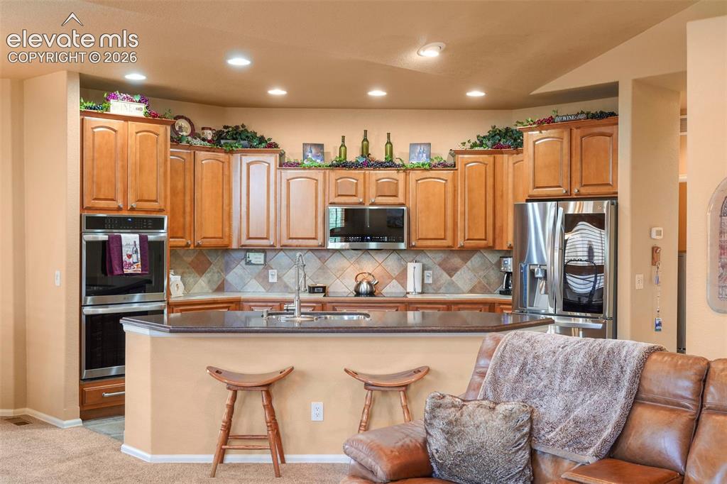 Image 4 of 36: Functional and with nearly new stainless steel appliances!