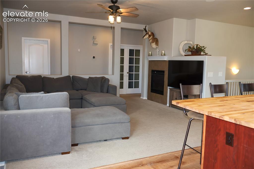 Image 9 of 27: Living Room