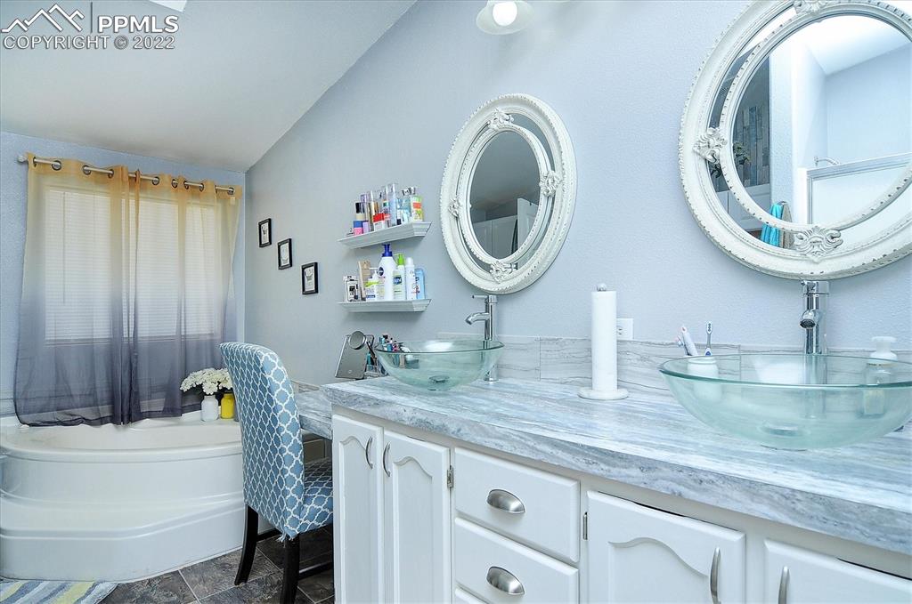 Listing 1798711, Image 16 of 30