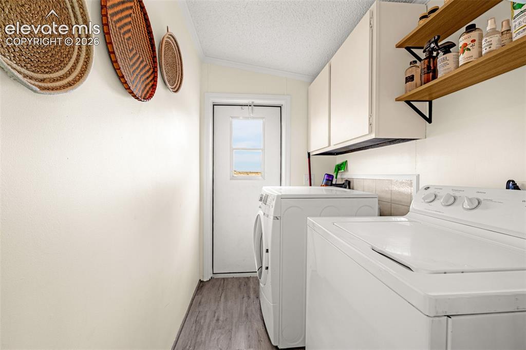 Image 9 of 23: Laundry