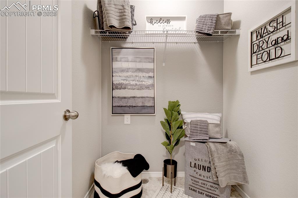 Image 25 of 28: View of spacious closet