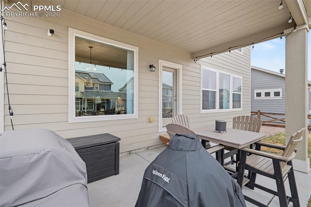 Image 37 of 40: Patio