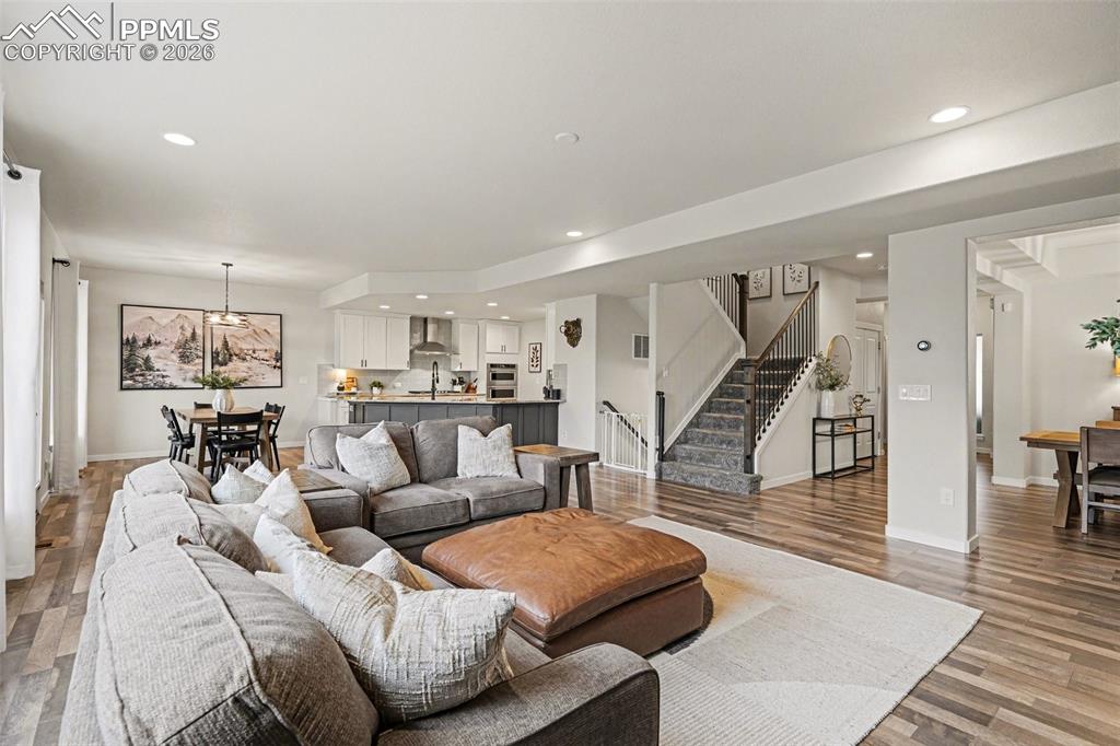 Image 6 of 40: Living Room