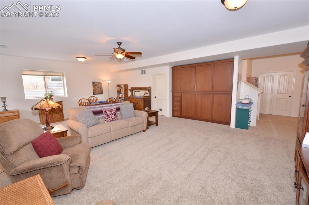 Image 25 of 43: Family Room