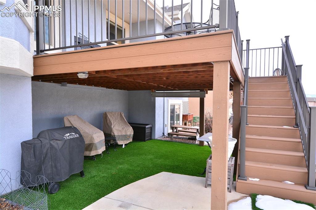 Image 32 of 43: Back of home deck