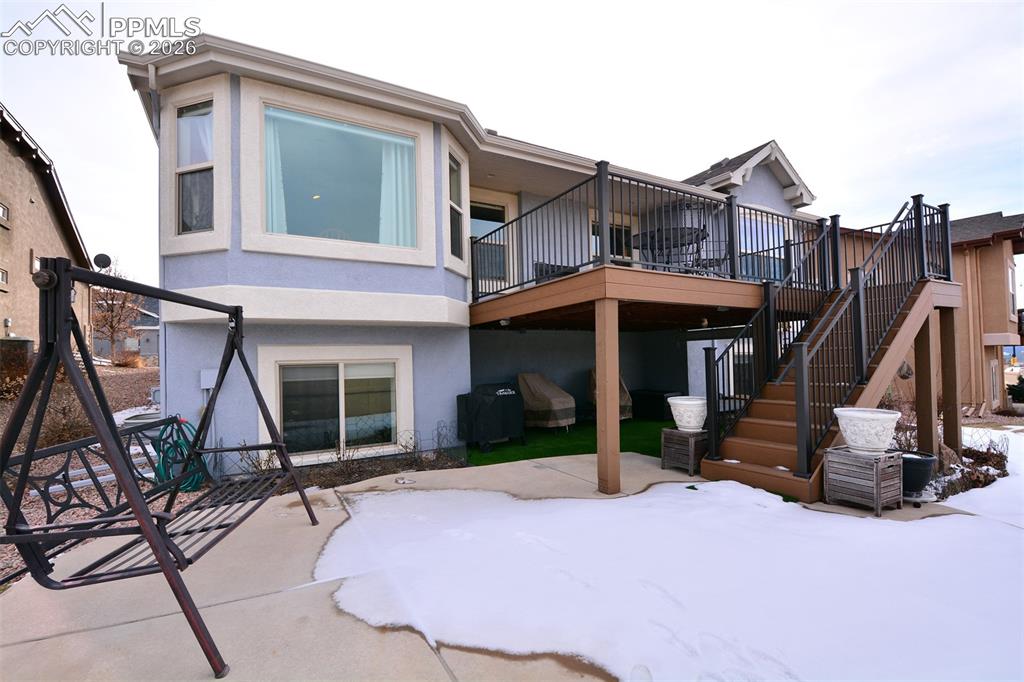 Image 33 of 43: Back of home