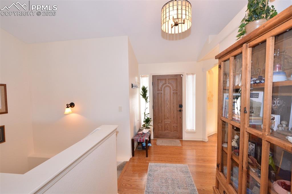 Image 4 of 43: Entry