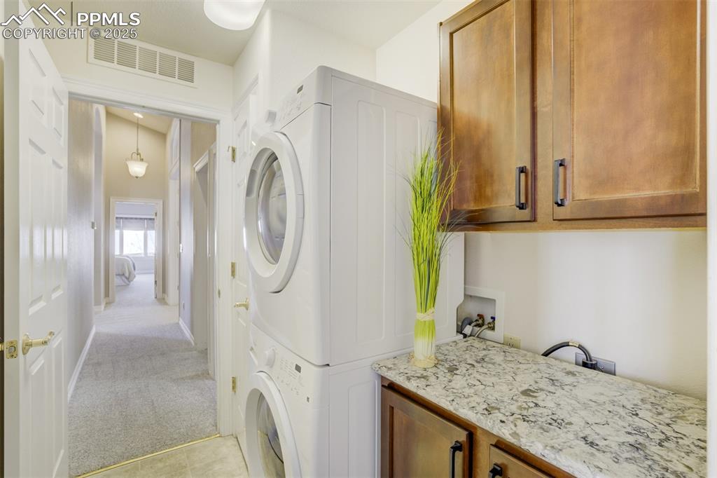 Image 16 of 48: Laundry