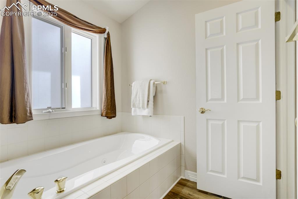 Image 22 of 48: Master Bathroom