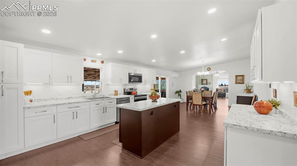 Image 8 of 49: Kitchen