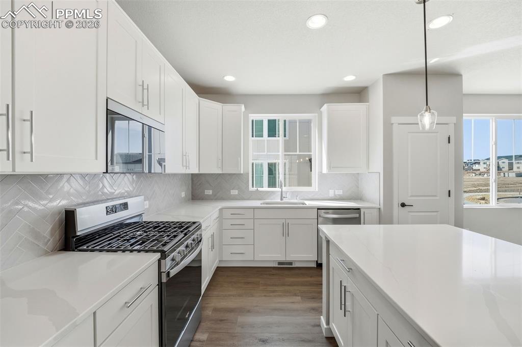 Image 17 of 39: No Description Available