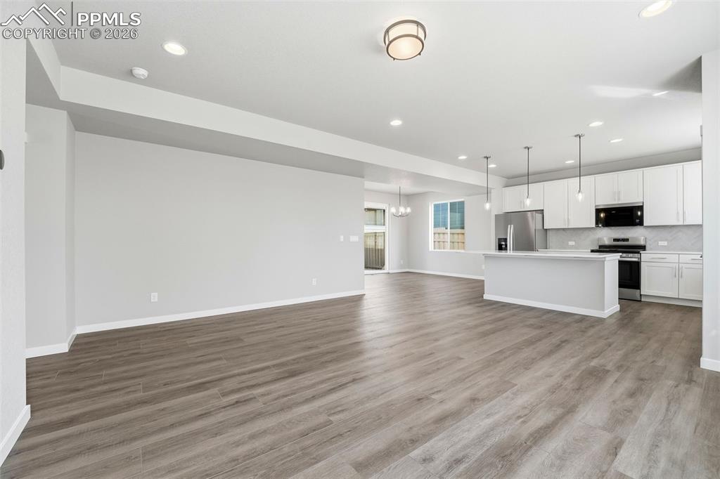 Image 7 of 39: No Description Available