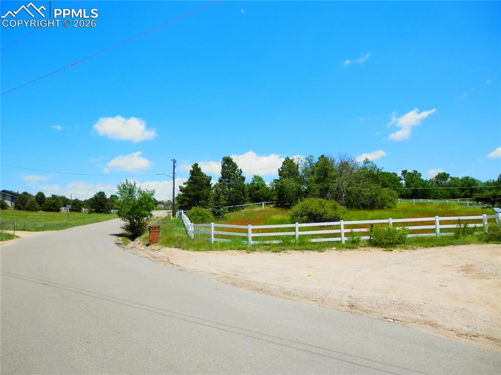 Image 13 of 13: Community