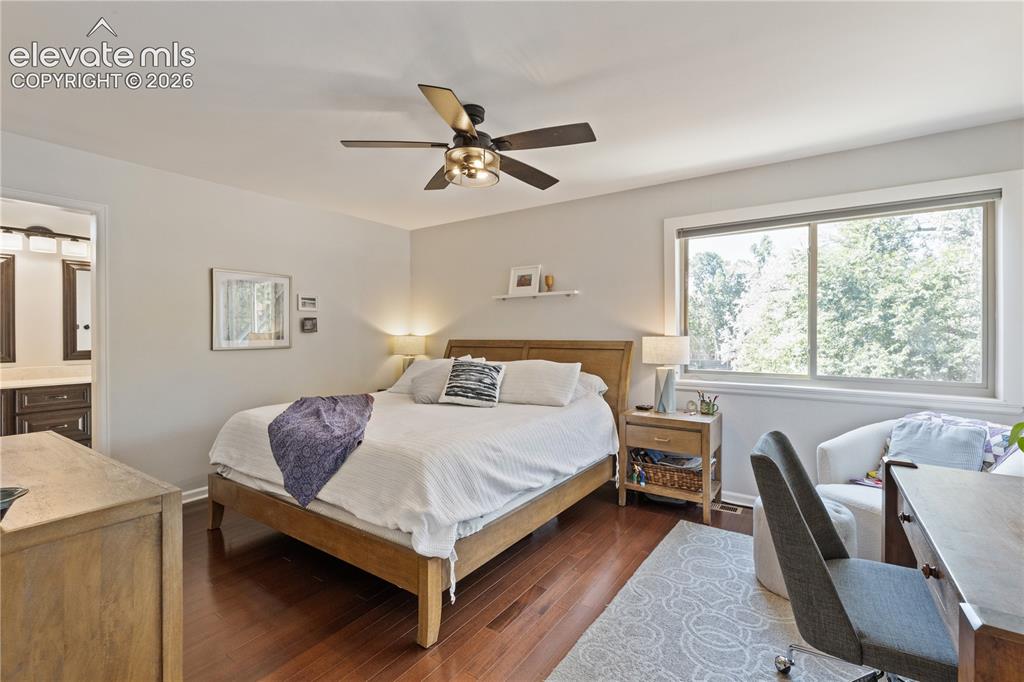 Image 23 of 46: Master Bedroom