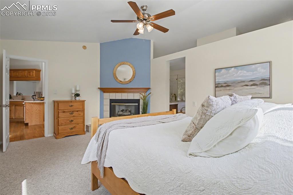 Image 27 of 42: Bedroom