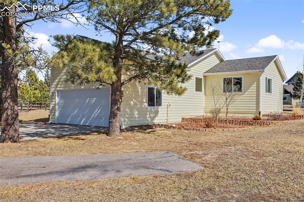 Image 4 of 42: Front of Structure