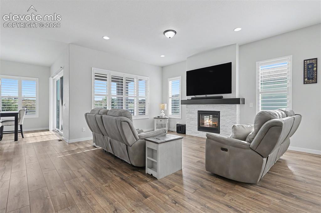 Image 10 of 42: Living Room