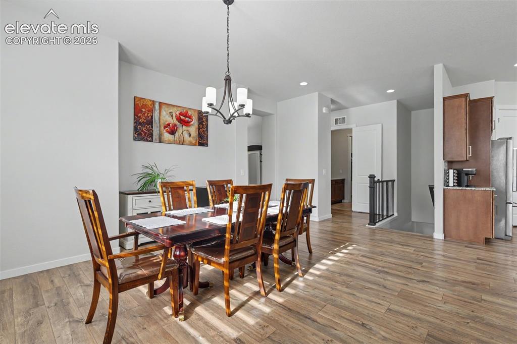Image 8 of 42: Dining Area