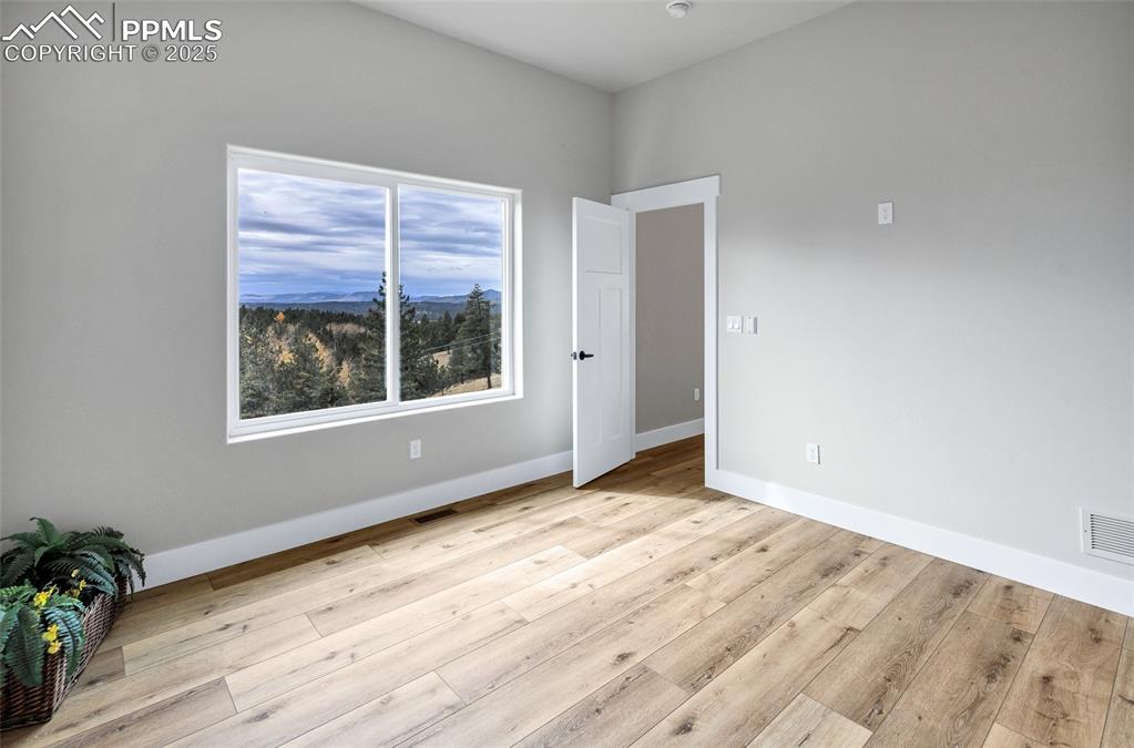 Image 16 of 46: Master Bedroom