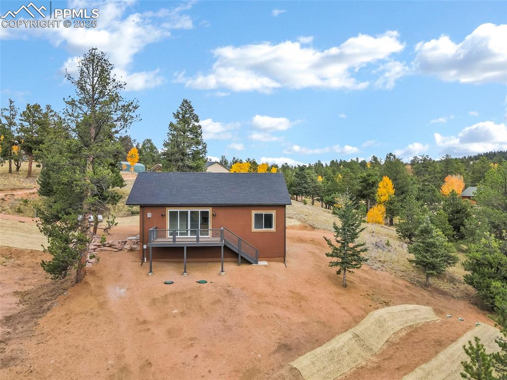 Image 27 of 46: Back of Structure