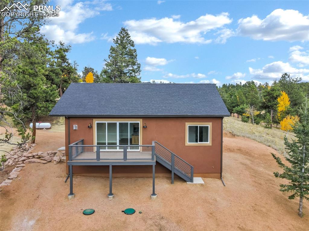 Image 39 of 46: Back of Structure