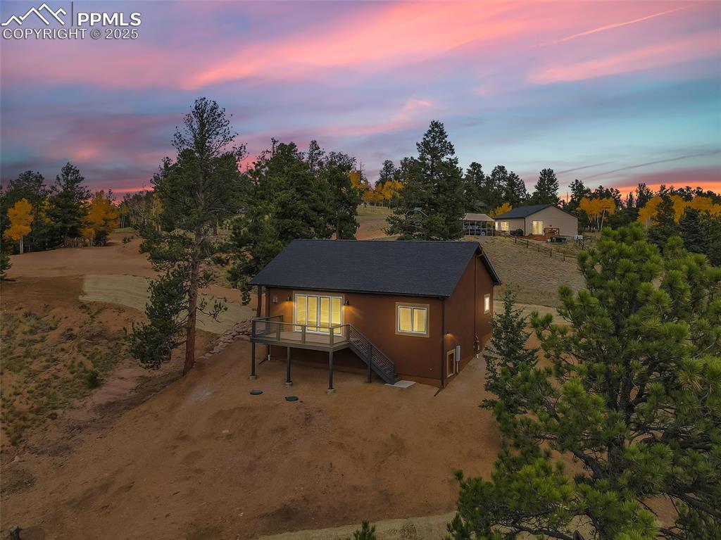 Image 42 of 46: Back of Structure