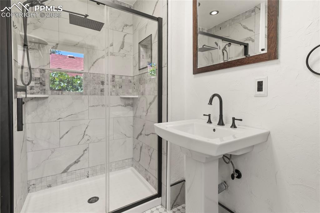 Image 21 of 38: Master Bathroom