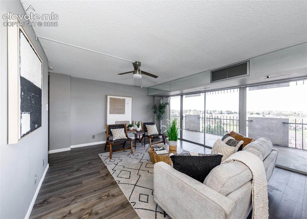Image 8 of 35: Living Room
