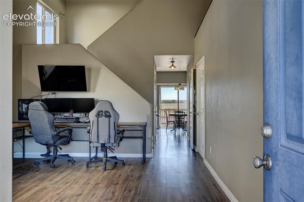 Image 5 of 42: Office