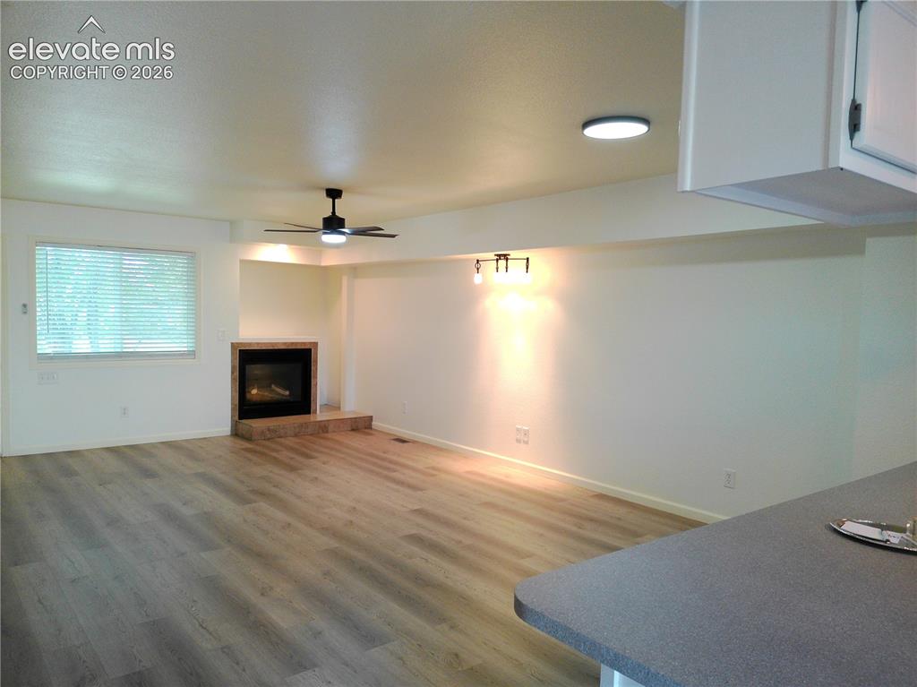 Image 6 of 35: Living Room
