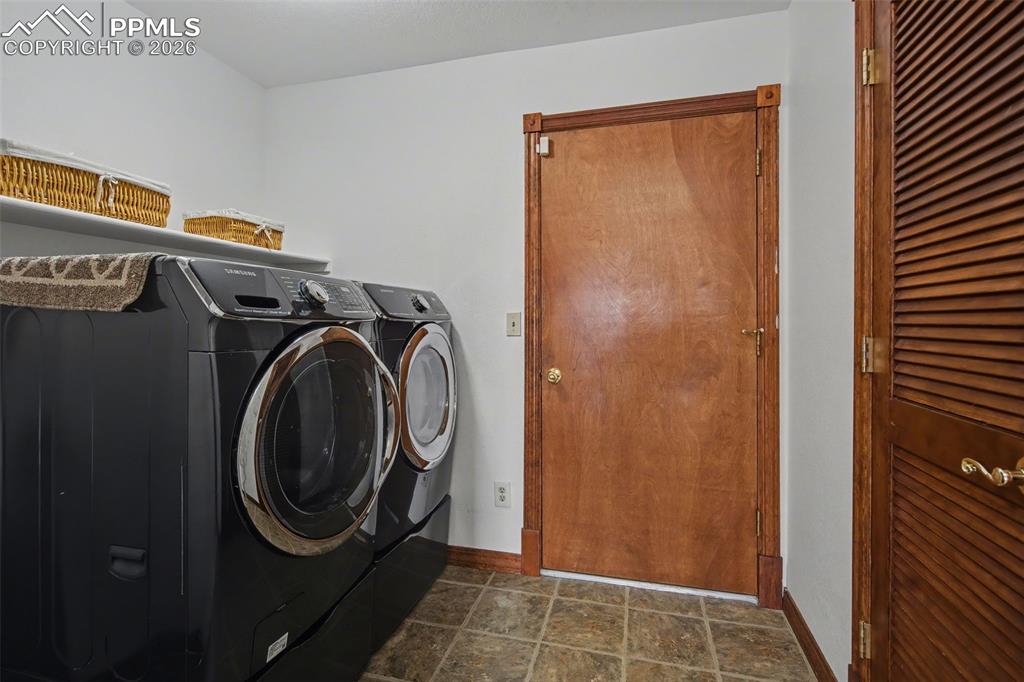 Image 19 of 49: Laundry