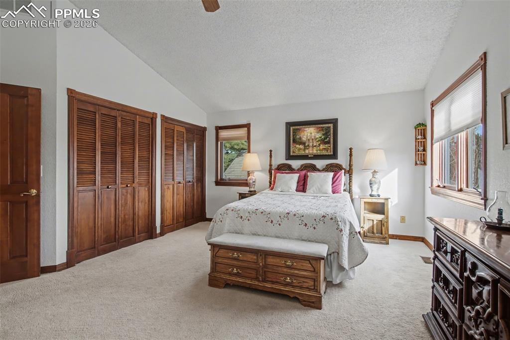 Image 22 of 49: Bedroom