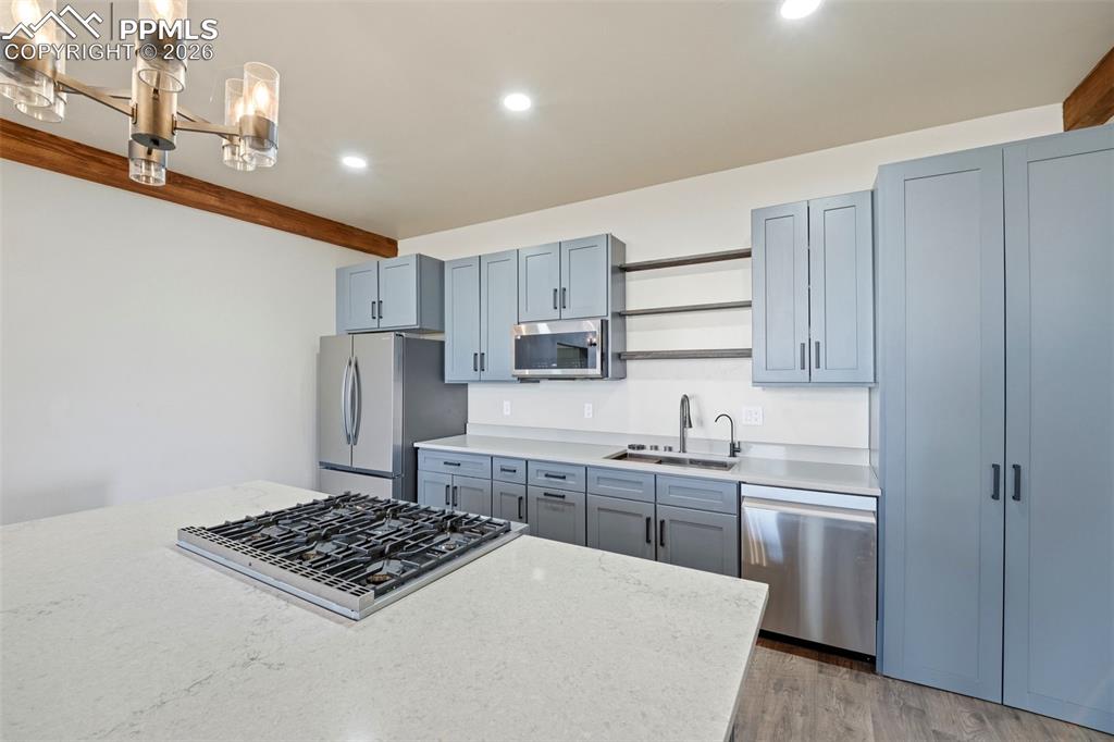 Image 12 of 45: Kitchen