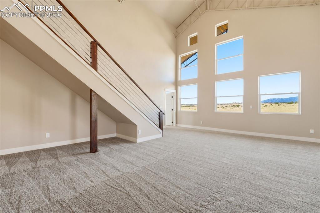 Image 14 of 45: Living Room