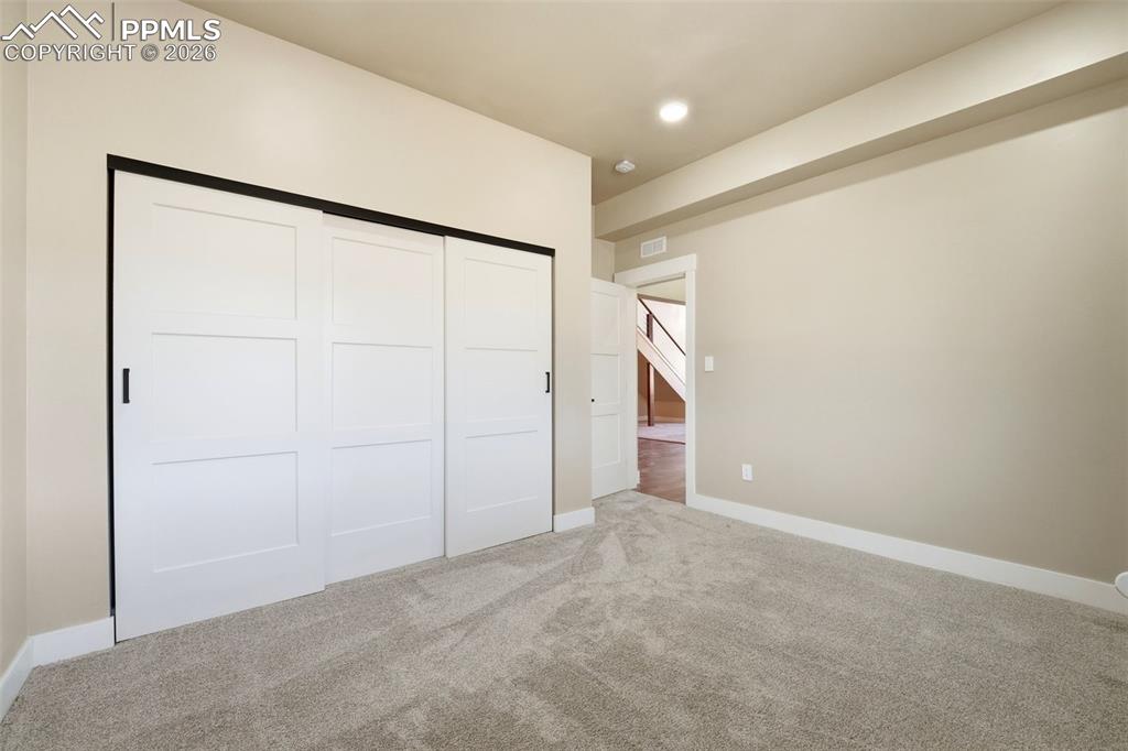 Image 28 of 45: Bedroom