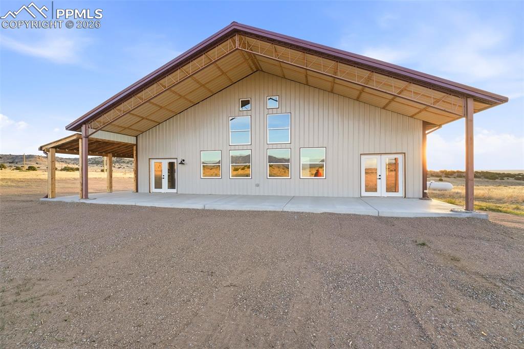 Image 6 of 45: Back of Structure