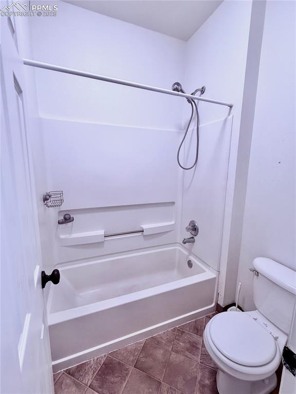 Image 21 of 28: Master Bathroom