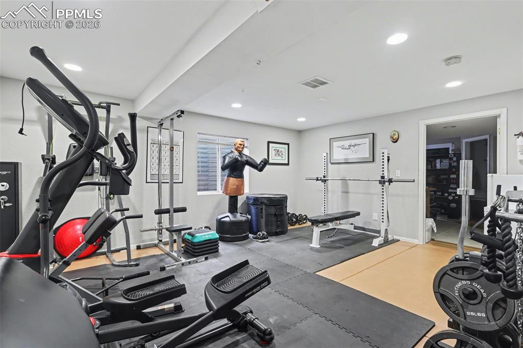 Image 11 of 43: Exercise Room
