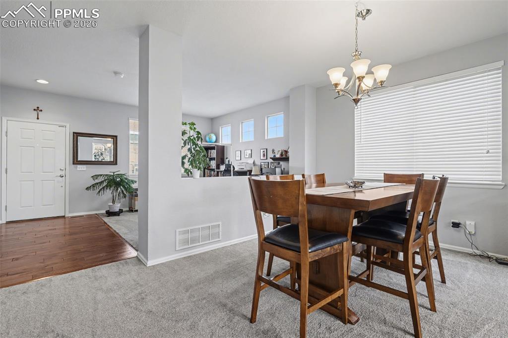 Image 15 of 43: Dining Area